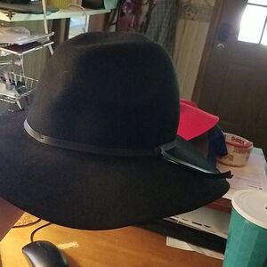 Old Navy 100% Wool Black Hat